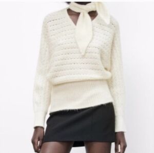 Zara Elegant Ecru Sweater with Scarf, Sz S